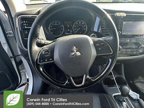 2016 Mitsubishi Outlander SE