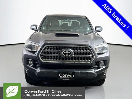 Cement 2017 Toyota Tacoma TRD Off Road