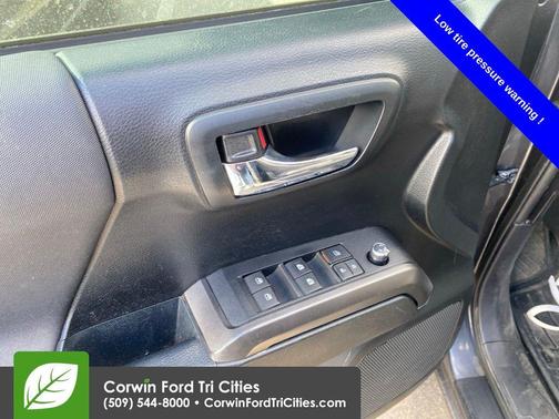 Cement 2017 Toyota Tacoma TRD Off Road