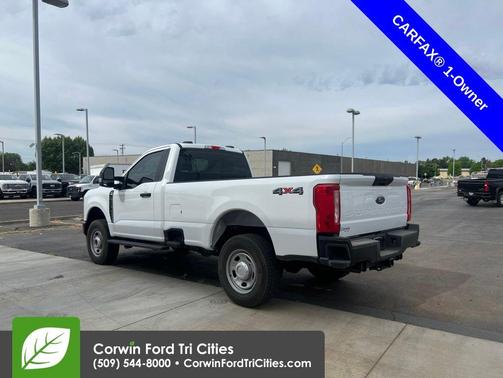 Oxford White 2026 Ford F-350 XL