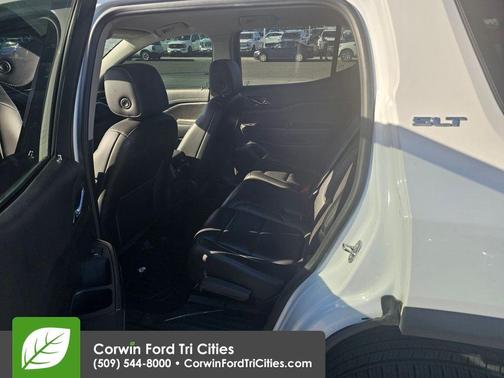 Summit White 2019 GMC Acadia SLT-1