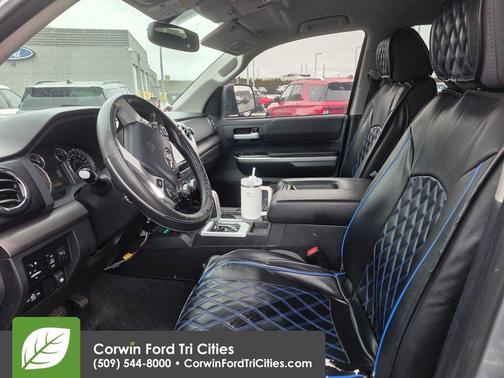 2015 Toyota Tundra SR5