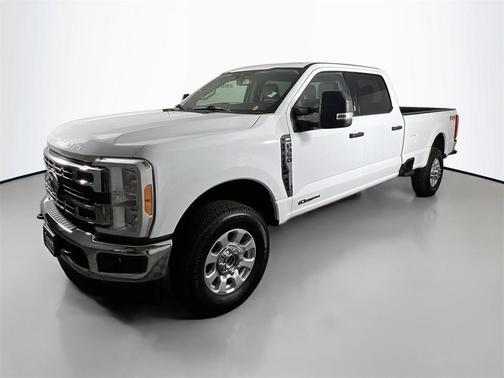 2023 Ford F-350 XLT