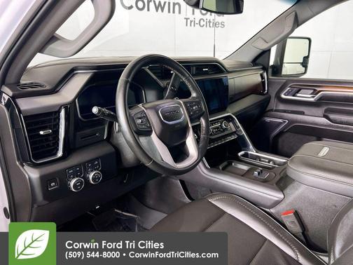 2025 GMC Sierra 3500 Denali