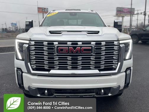 2025 GMC Sierra 3500 Denali