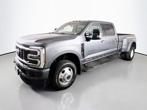 2026 Ford F-350 Platinum