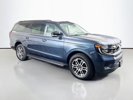 2025 Ford Expedition Max Active 4x4