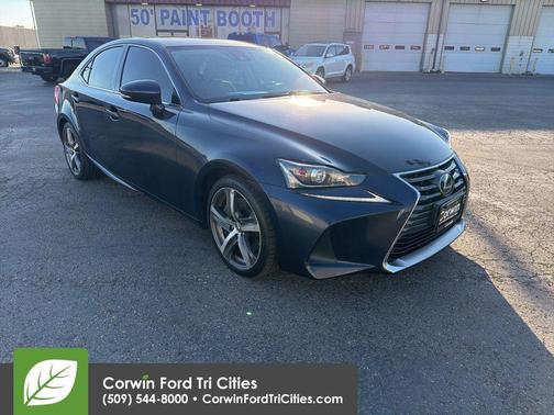 Mica 2017 Lexus IS 300 Base