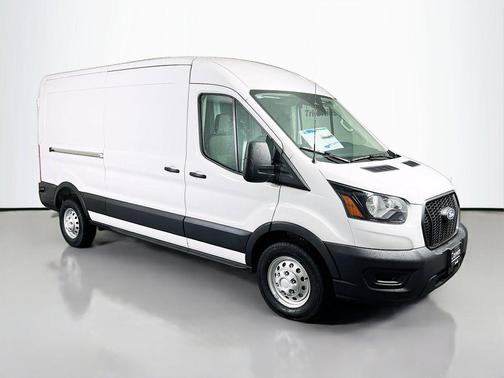 Oxford White 2026 Ford Transit-250 Base