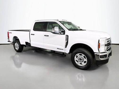 2026 Ford F-350 XLT
