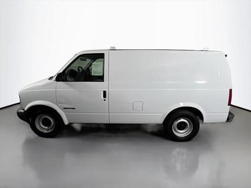 2000 GMC Safari SL