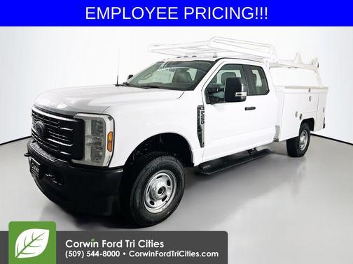 Oxford White 2026 Ford F-250 XL