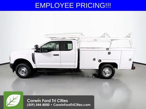 Oxford White 2026 Ford F-250 XL