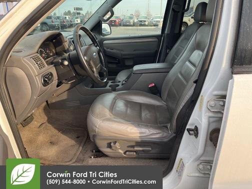 2004 Ford Explorer XLT