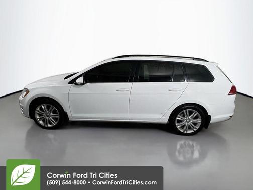 2015 Volkswagen Golf SportWagen TDI SE 4-Door