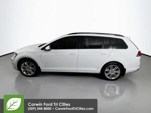 2015 Volkswagen Golf SportWagen TDI SE 4-Door