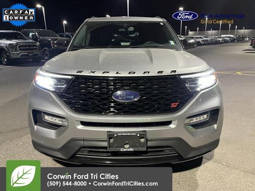 Iconic Silver Metallic 2021 Ford Explorer ST
