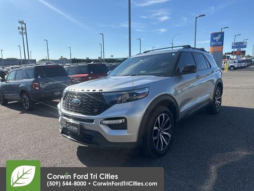 Iconic Silver Metallic 2021 Ford Explorer ST
