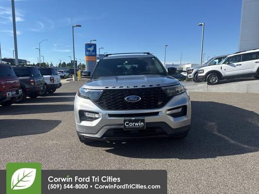 Iconic Silver Metallic 2021 Ford Explorer ST