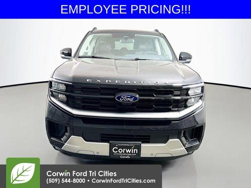 Agate Black Metallic 2026 Ford Expedition Max Platinum