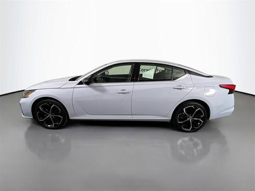 2024 Nissan Altima SR Intelligent AWD
