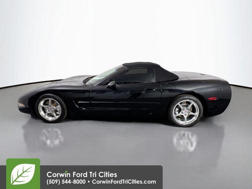 Smokin Asphalt 2004 Chevrolet Corvette Base