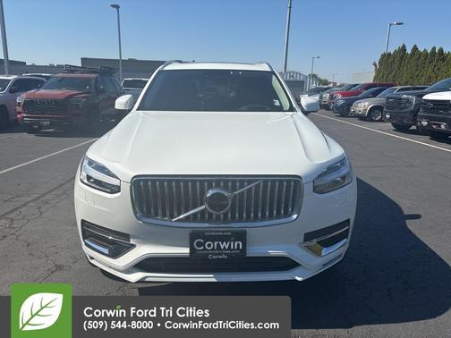 2024 Volvo XC90 B6 Ultimate Bright Theme 6-Seater