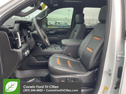 2025 GMC Sierra 3500 AT4