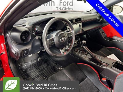 2024 Toyota GR86 Base