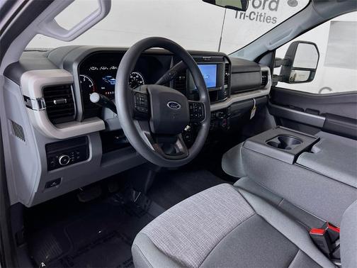 2026 Ford F-350 XLT