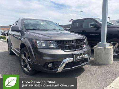 Granite Crystal Metallic Clearcoat 2015 Dodge Journey Crossroad