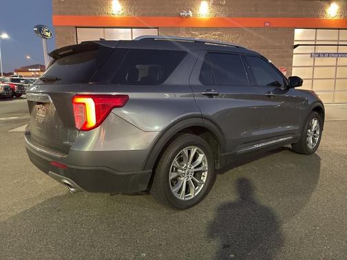 2022 Ford Explorer Limited