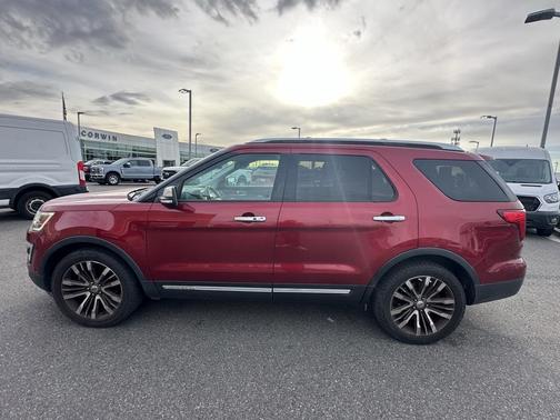 2017 Ford Explorer Platinum