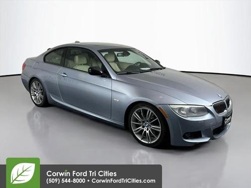 2011 BMW 335 335i