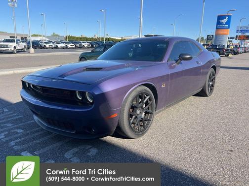 Granite Crystal Metallic Clearcoat 2015 Dodge Challenger R/T Scat Pack