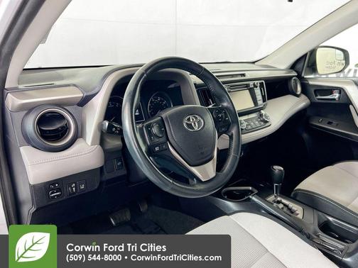 Super White 2017 Toyota RAV4 XLE