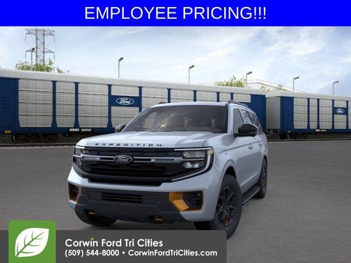 Glacier Gray Metallic Tri-Coat 2026 Ford Expedition Tremor
