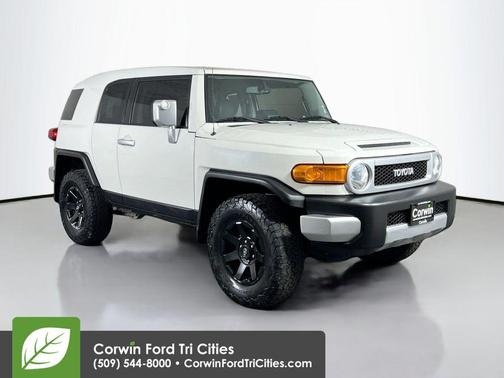 2014 Toyota FJ Cruiser Base
