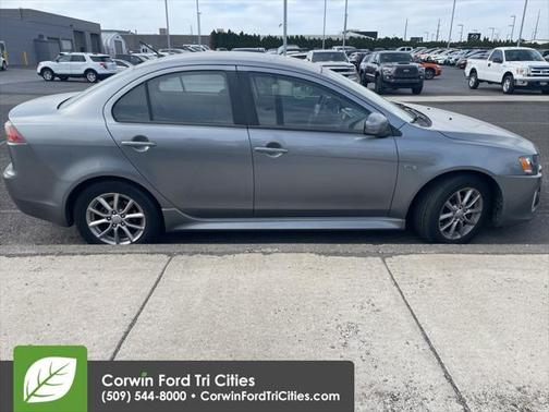 2016 Mitsubishi Lancer ES
