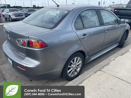 2016 Mitsubishi Lancer ES