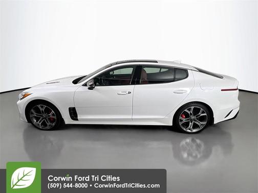 2021 Kia Stinger GT2