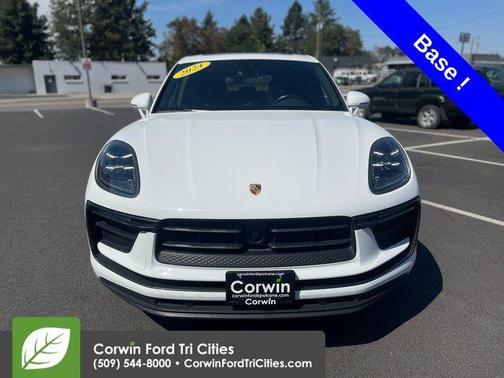 2024 Porsche Macan Base