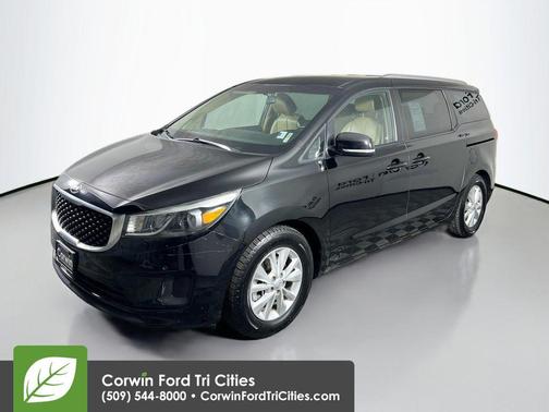 2017 Kia Sedona LX