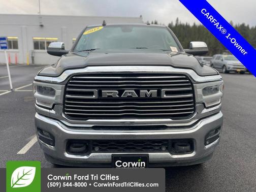 2019 RAM 3500 Laramie Crew Cab 4x4 8' Box