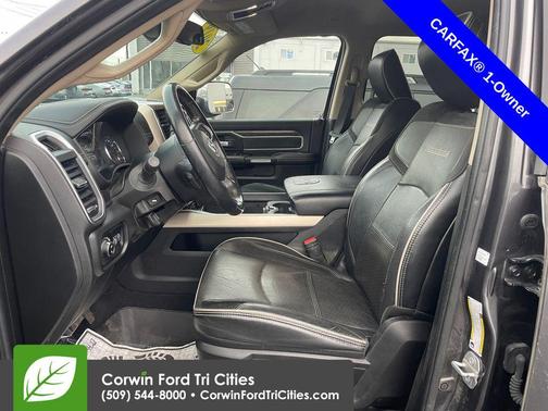 2019 RAM 3500 Laramie Crew Cab 4x4 8' Box