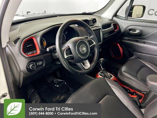 Alpine White 2018 Jeep Renegade Trailhawk