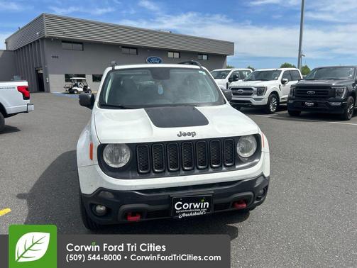 Alpine White 2018 Jeep Renegade Trailhawk