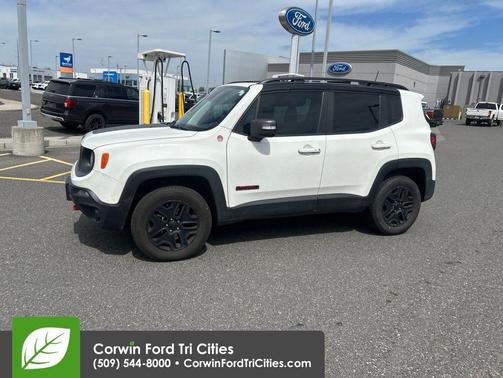 Alpine White 2018 Jeep Renegade Trailhawk