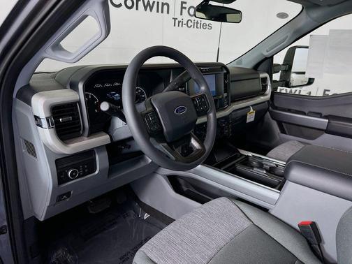 2025 Ford F-350 XLT