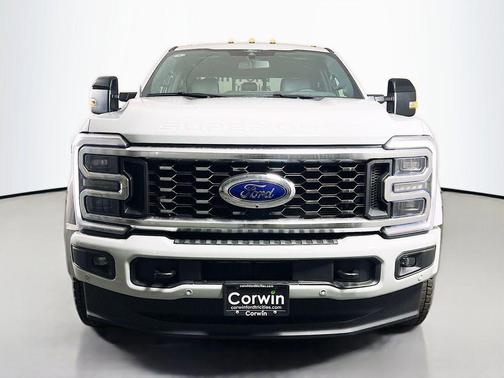 2026 Ford F-450 Platinum